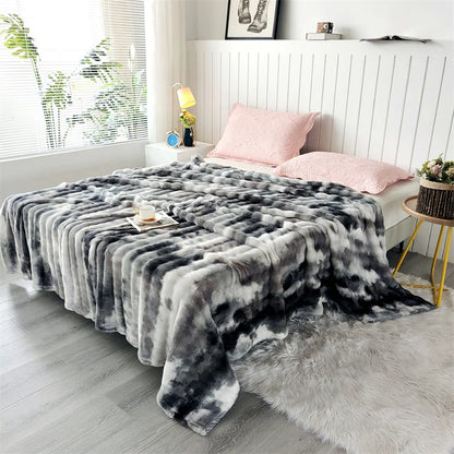 Luxury Gradient Faux Fur Throw Blanket
