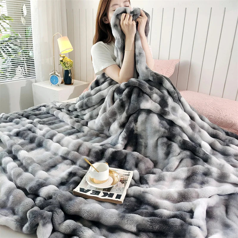 Luxury Gradient Faux Fur Throw Blanket