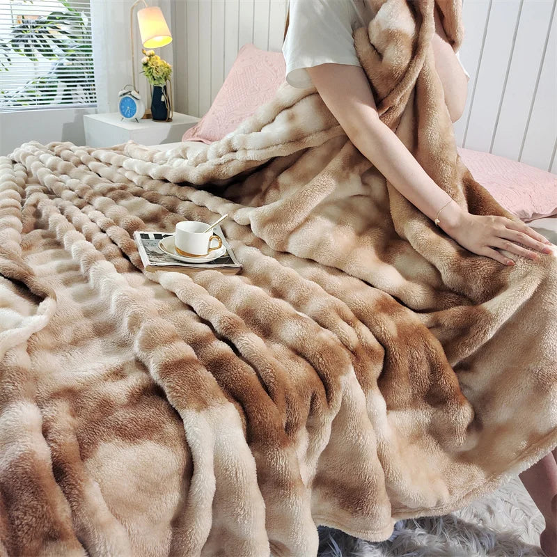 Luxury Gradient Faux Fur Throw Blanket