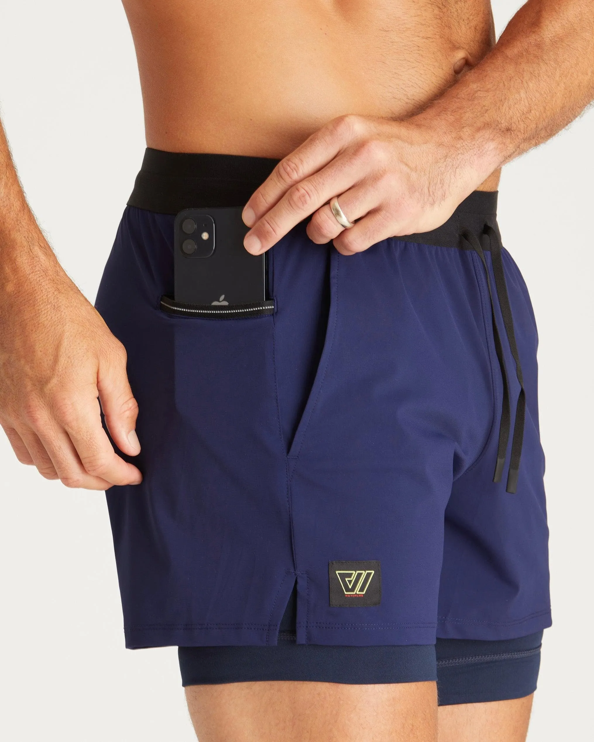 Grand 2-in-1 Short in Navy