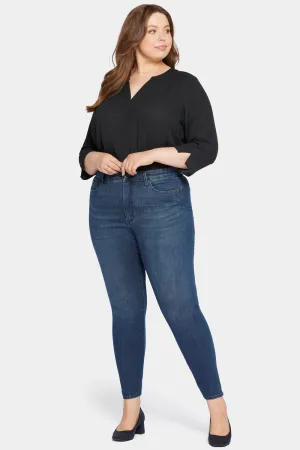 Le Silhouette Ami Skinny Jeans In Plus Size - Precious